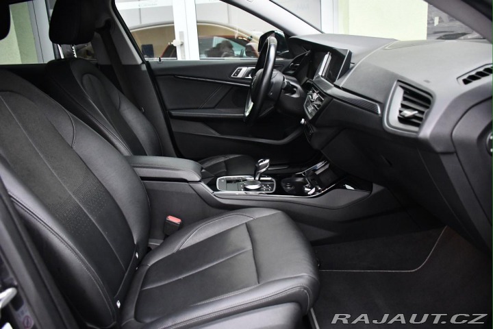 BMW 2 218d LED NAVI REZERVACE 2021