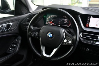 BMW 2 218d LED NAVI TAŽNÉ 1M ČR 2021