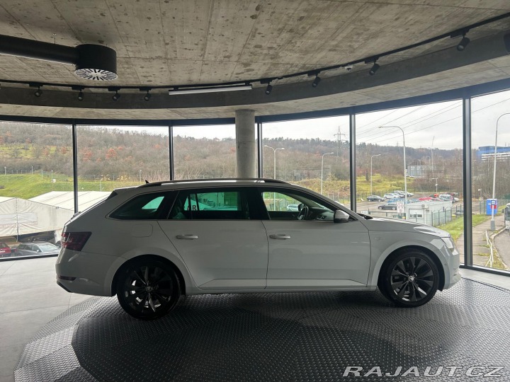 Škoda Superb Combi 2.0 TDI DSG L&K 2015