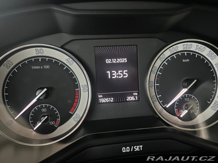 Škoda Superb Combi 2.0 TDI DSG L&K 2015