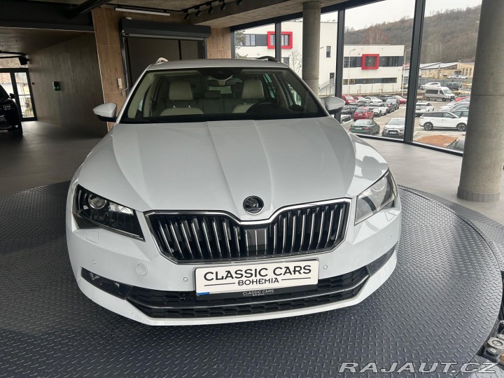 Škoda Superb Combi 2.0 TDI DSG L&K 2015