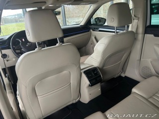 Škoda Superb Combi 2.0 TDI DSG L&K 2015