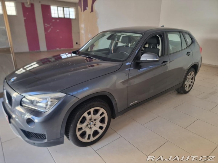BMW X1 2,0 sDrive 18d 105kw Xeno 2013