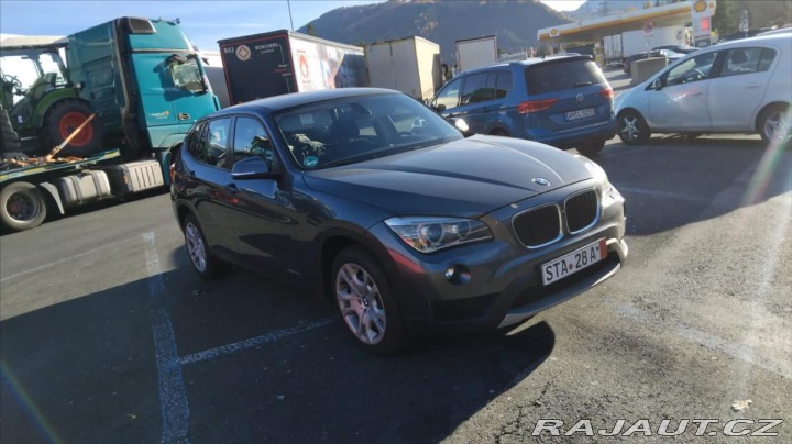 BMW X1 2,0 sDrive 18d 105kw Xeno 2013