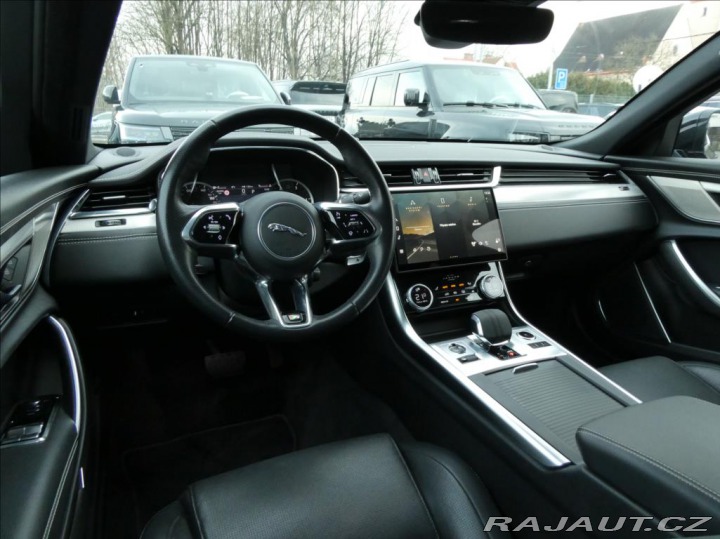 Jaguar XF 2,0 D200 R-Dynamic S,1M,Č 2023