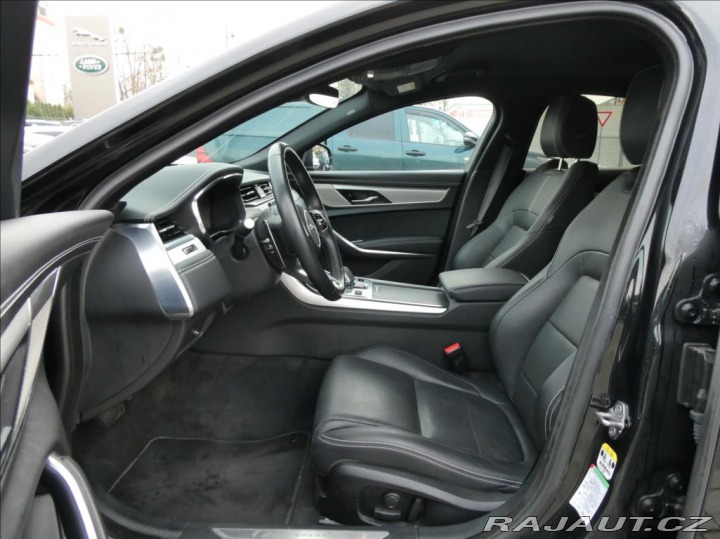 Jaguar XF 2,0 D200 R-Dynamic S,1M,Č 2023