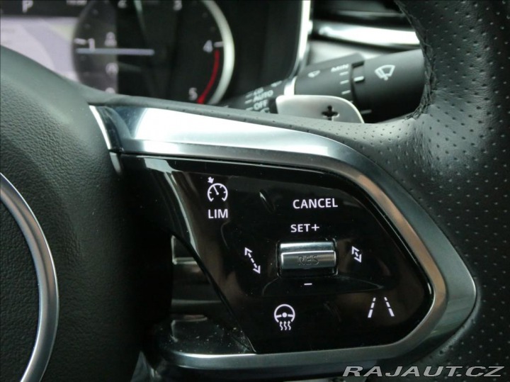 Jaguar XF 2,0 D200 R-Dynamic S,1M,Č 2023