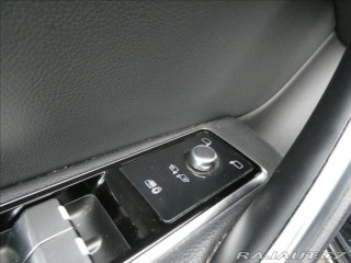 Jaguar XF 2,0 D200 R-Dynamic S,1M,Č 2023