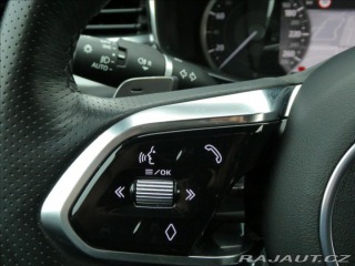 Jaguar XF 2,0 D200 R-Dynamic S,1M,Č 2023