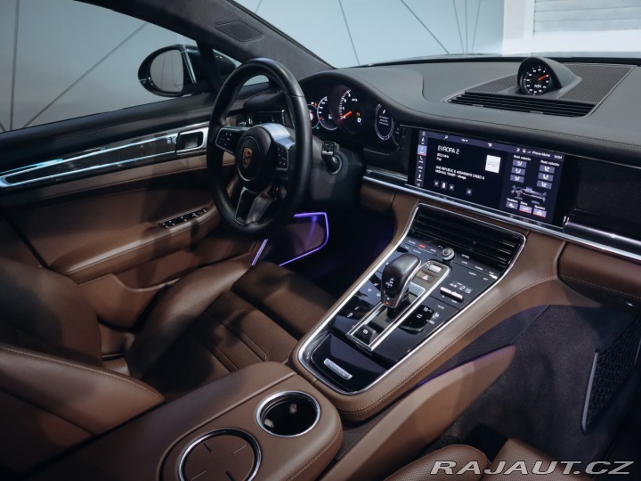 Porsche Panamera GTS Sport Turismo 338 kW 2020