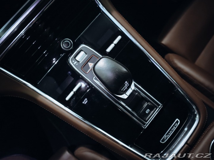 Porsche Panamera GTS Sport Turismo 338 kW 2020