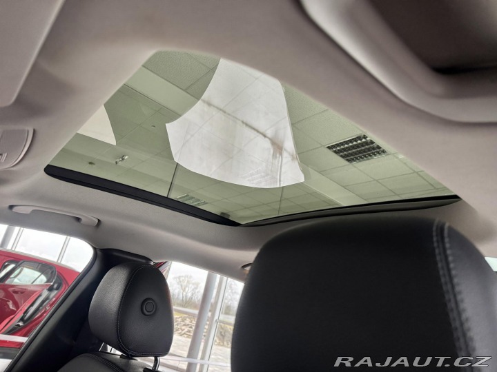 Mercedes-Benz GLA  1800