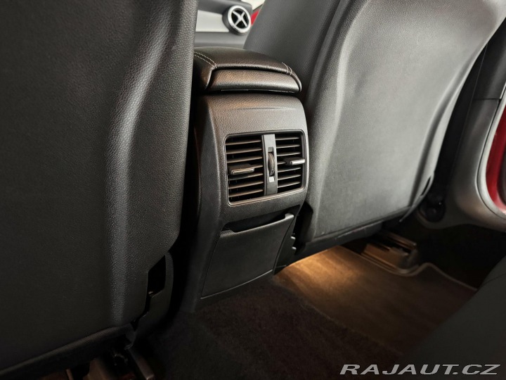 Mercedes-Benz GLA 200 Aut*LED*Comand*Panor* 2016