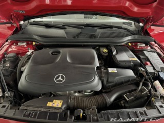 Mercedes-Benz GLA  1800