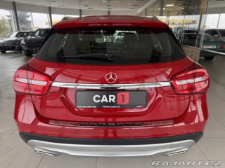 Mercedes-Benz GLA  1800