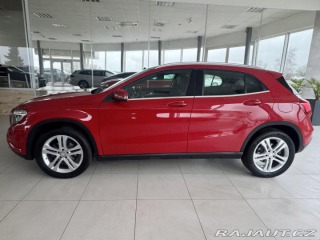 Mercedes-Benz GLA  1800