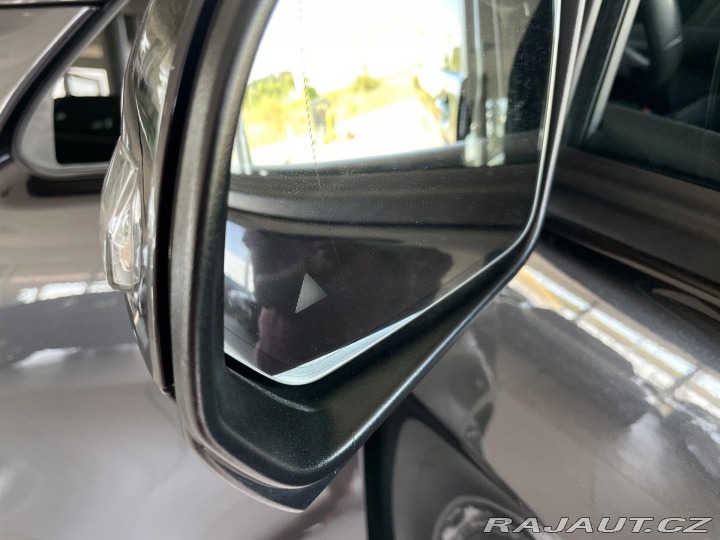 Mercedes-Benz V 250d L 4Matic*LED*El.Dveř 1800