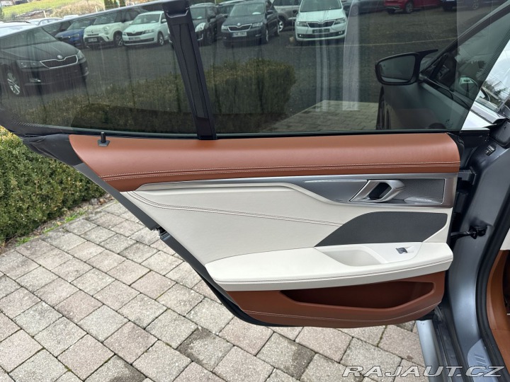 BMW M8 M850i 390kW X-Drive M-Pac 2021