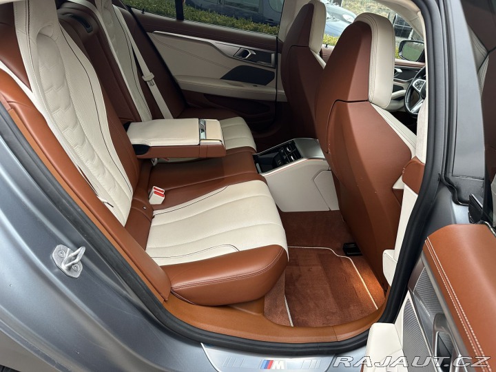 BMW M8 M850i 390kW X-Drive M-Pac 2021