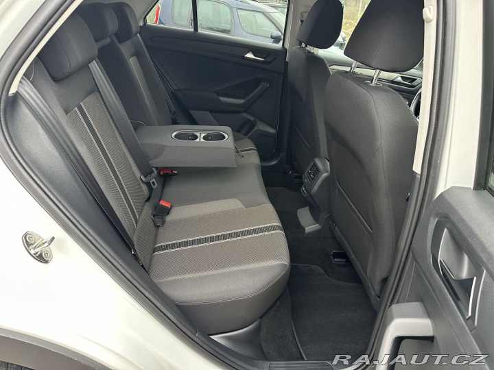 Volkswagen T-Roc 1,5TSI 110kW STYLE TAŽNÉ 2022