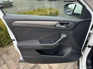Volkswagen T-Roc 1,5TSI 110kW STYLE TAŽNÉ 2022