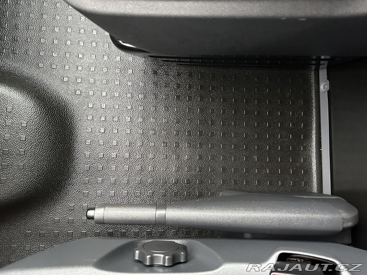 Volkswagen Transporter 2,0TDI 75kW KŘÍDLA TAŽNÉ 2017