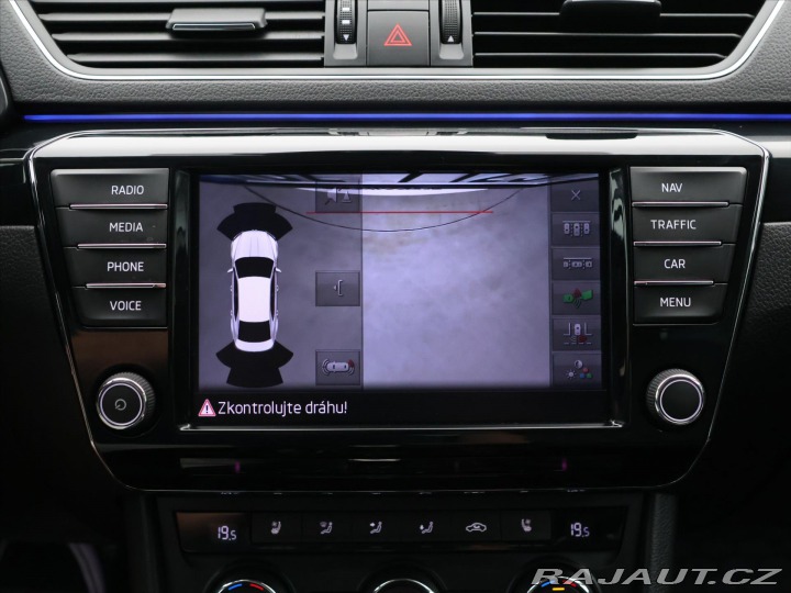 Škoda Superb 2,0 TSI 242kW DSG 4x4 L&a 2016