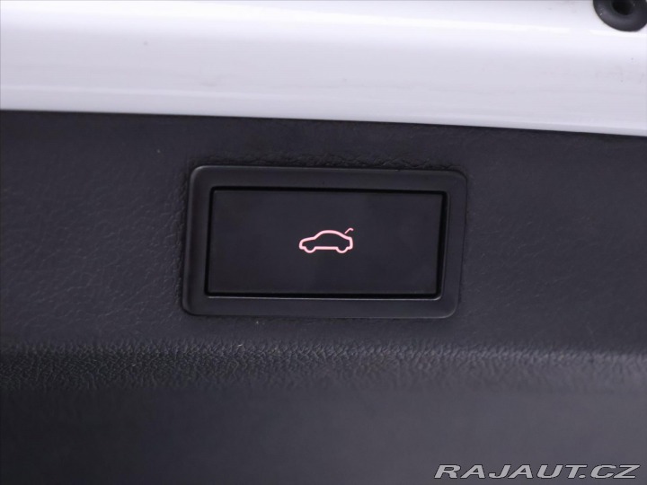 Škoda Superb 1,6 TDI 88kW DSG Style Xe 2016