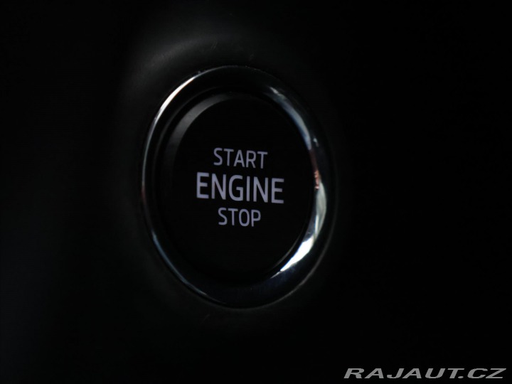 Škoda Superb 1,6 TDI 88kW DSG Style Xe 2016