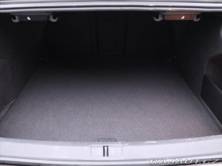 Volkswagen CC 2,0 TDI 130kW DSG 4M CZ 2013