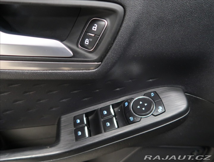 Ford Kuga 2,0 TDCI AUT 4x4 ČR 1 MAJ 2020