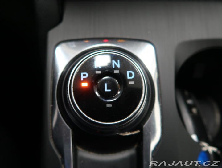 Ford Kuga 2,0 TDCI AUT 4x4 ČR 1 MAJ 2020