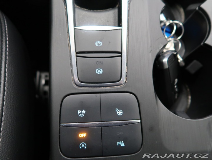 Ford Kuga 2,0 TDCI AUT 4x4 ČR 1 MAJ 2020