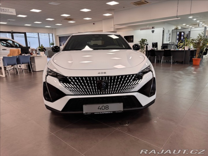 Peugeot 408 1,2 GT Hybrid 145 e-DCS6 2025