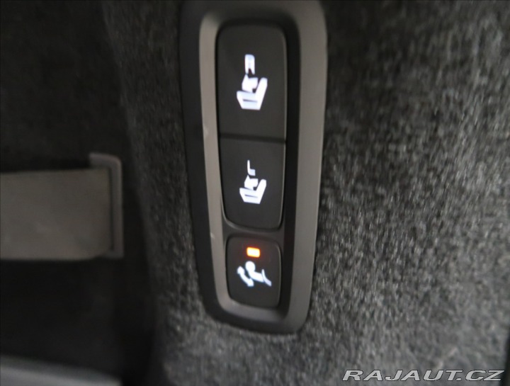 Volvo V90 2,0 D4 AUT NEZ. TOPENÍ 2018