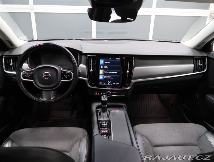 Volvo V90 2,0 D4 AUT NEZ. TOPENÍ 2018