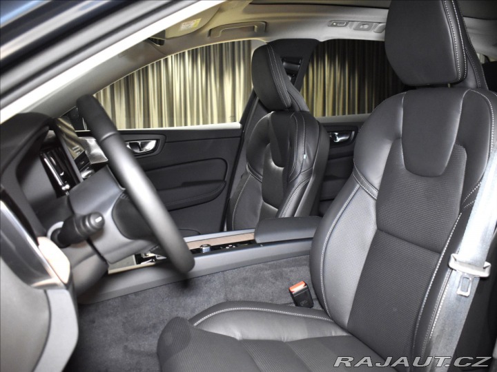 Volvo XC60 2,0 T6 Ultra Bright 2025