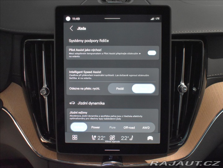 Volvo XC60 2,0 T6 Ultra Bright 2025