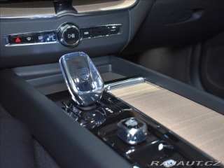 Volvo XC60 2,0 T6 Ultra Bright 2025