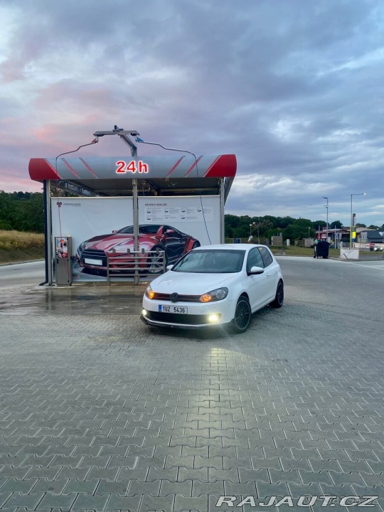 Volkswagen Golf 2,0   6 STAGE 1 2011