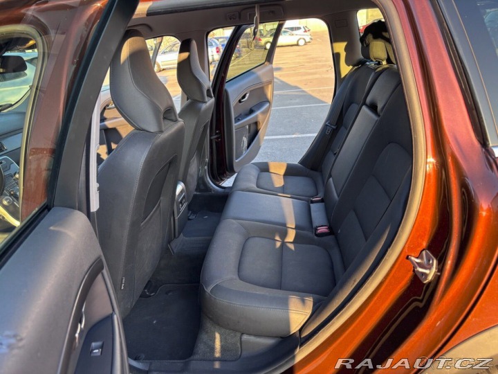 Volvo XC70 2,4   td, 133 kw, 4x4, Cr 2016