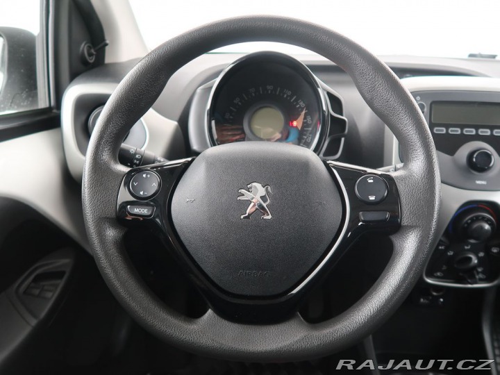 Peugeot 108 1.0VTi,CZ,51kW,Manuál 2015