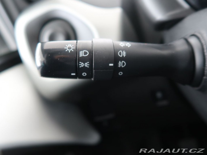 Peugeot 108 1.0VTi,CZ,51kW,Manuál 2015