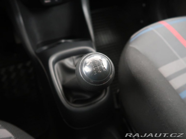 Peugeot 108 1.0VTi,CZ,51kW,Manuál 2015