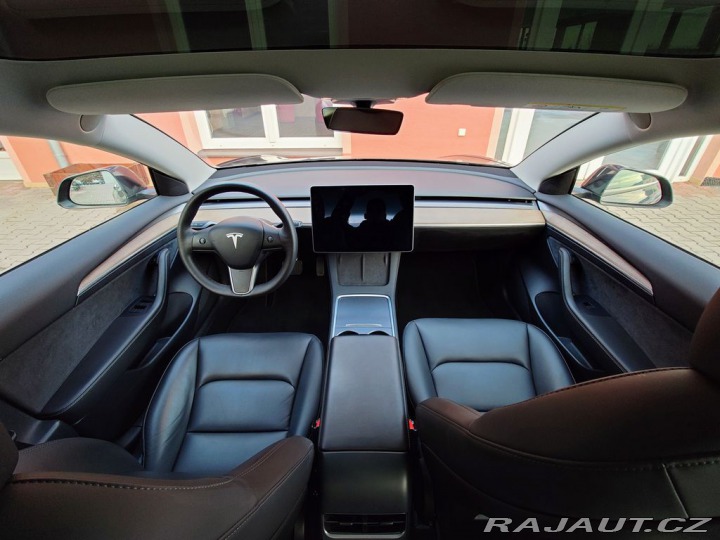 Tesla Model 3 Standard Range Plus 239 k 2021