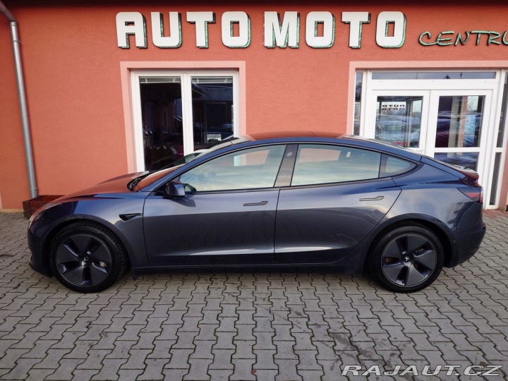 Tesla Model 3 Standard Range Plus 239 k 2021