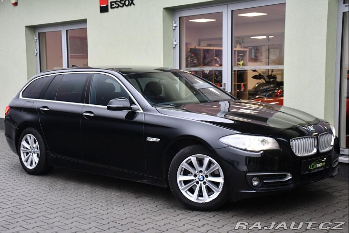 BMW 5 520d xD P.SENZORY ČR 2013