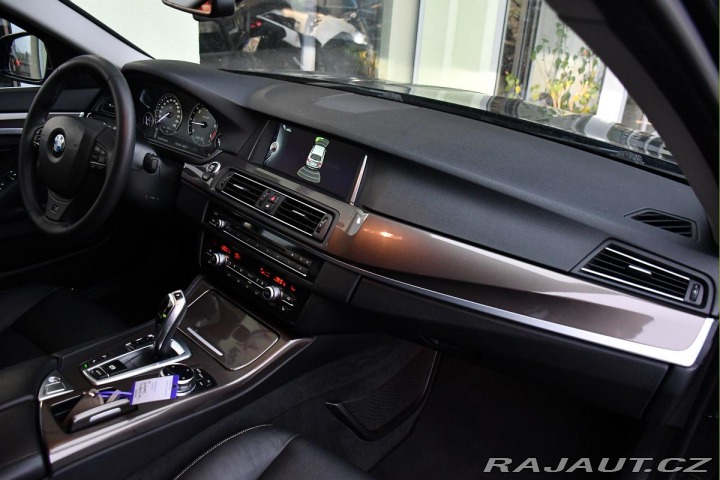 BMW 5 520d xD P.SENZORY ČR 2013
