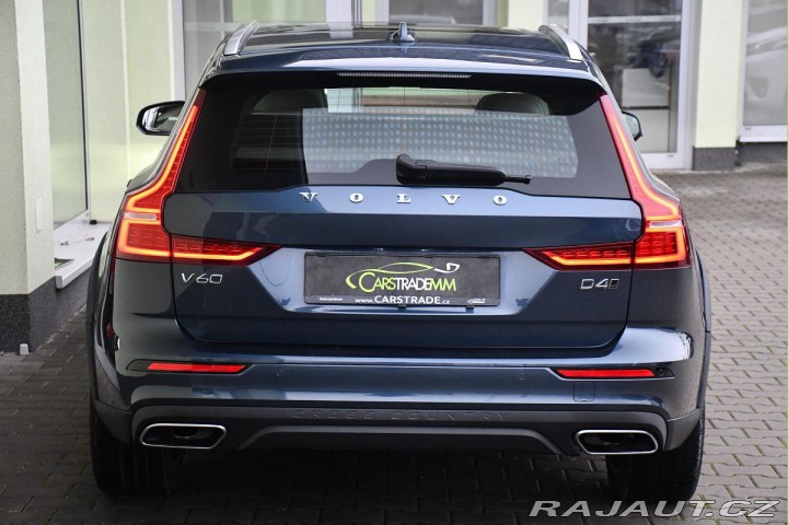 Volvo V60 D4 CROSS COUNTRY AWD PANO 2019