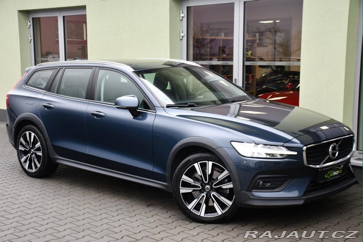 Volvo V60 D4 CROSS COUNTRY AWD PANO 2019